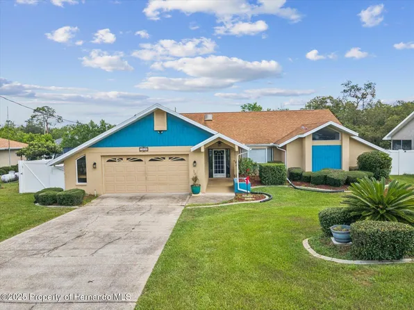 14646 Coronado Dr, Spring Hill, FL 34609