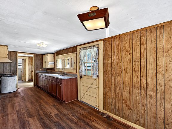 5th image of 1511 Gowensville Church Rd