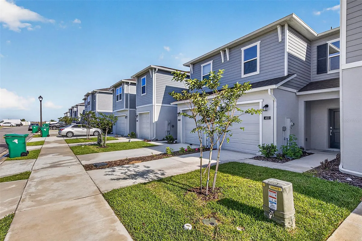 Building Photo - Poppy Ln