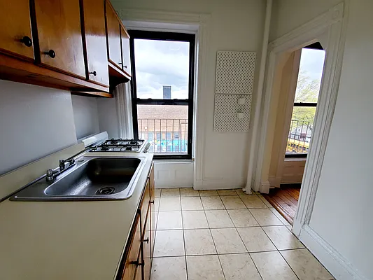 Rented by Ideal Properties Group | media 6
