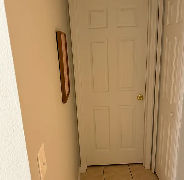Hallway to bedroom 3