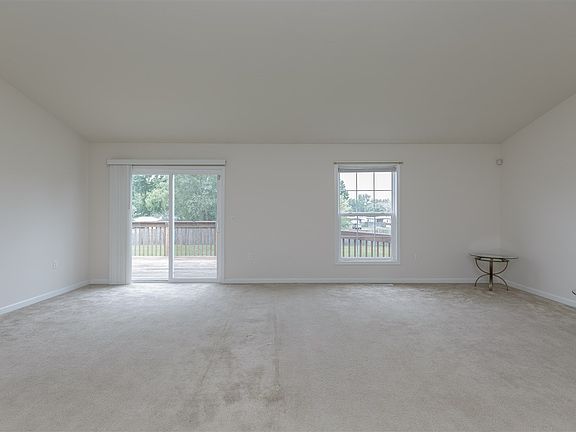 4th image of 1520 Tall Grass Prairie Dr
