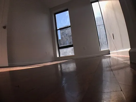 Rented by Urban Ambiance | media 9