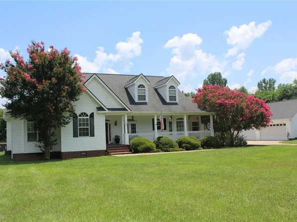 2887 Morgan Valley Rd, Rockmart, GA 30153
