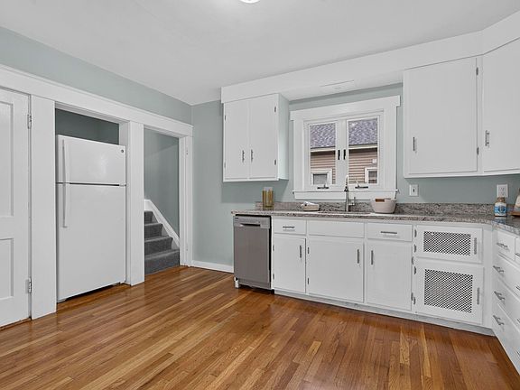 5th image of 68 Marshall Street
