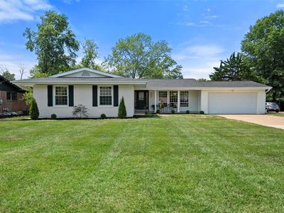 325 Sudbury Ln, Ballwin, MO, 63011