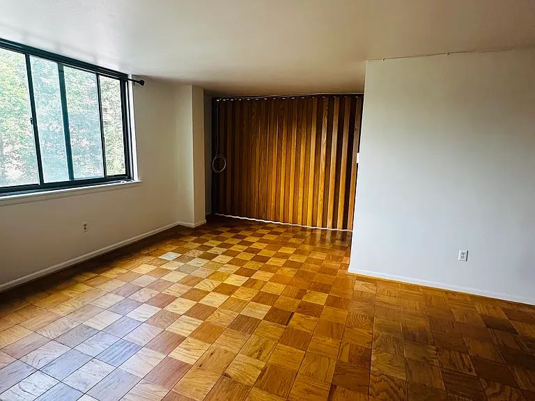 4401 Cherry Hill Rd #25 — Photo 13