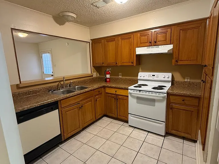 8207 Bayou Fountain Ave — Photo 13