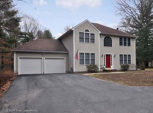 9 Great Cedar Swamp Rd, Rehoboth, MA 02769