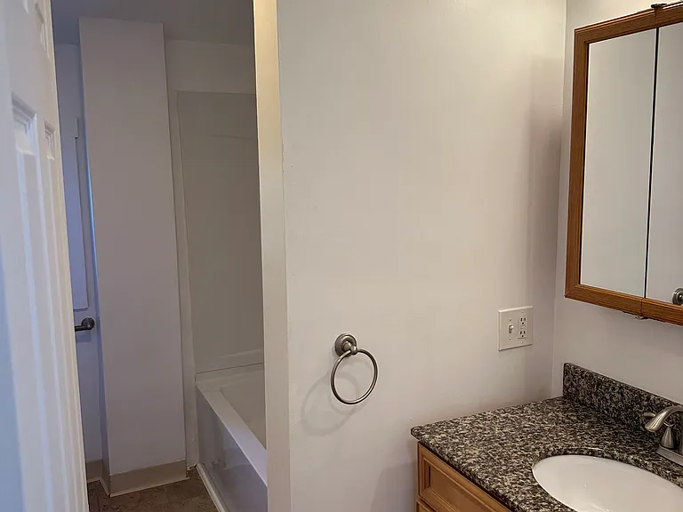 25 Lafayette St #2 — Photo 16
