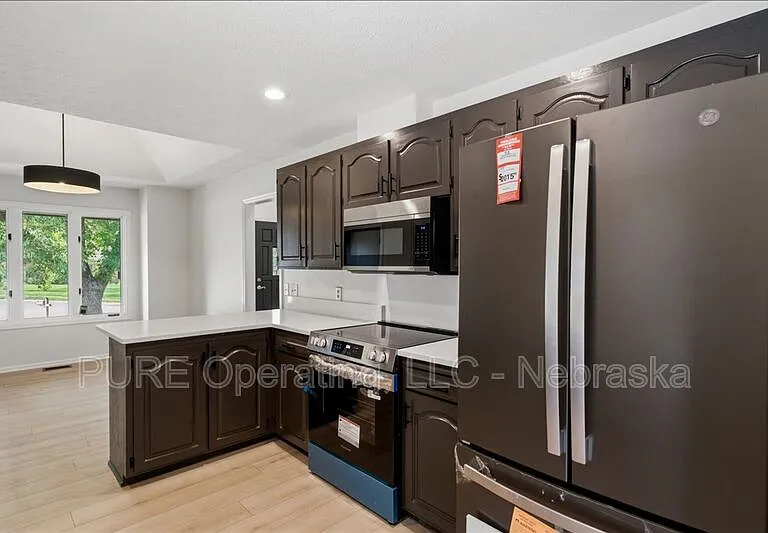 15527 Mason Cir — Photo 3