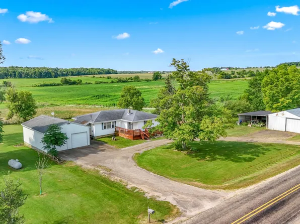 5711 Squawfield Rd, Osseo, MI 49266