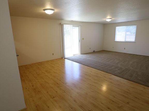724 Living2_07032023