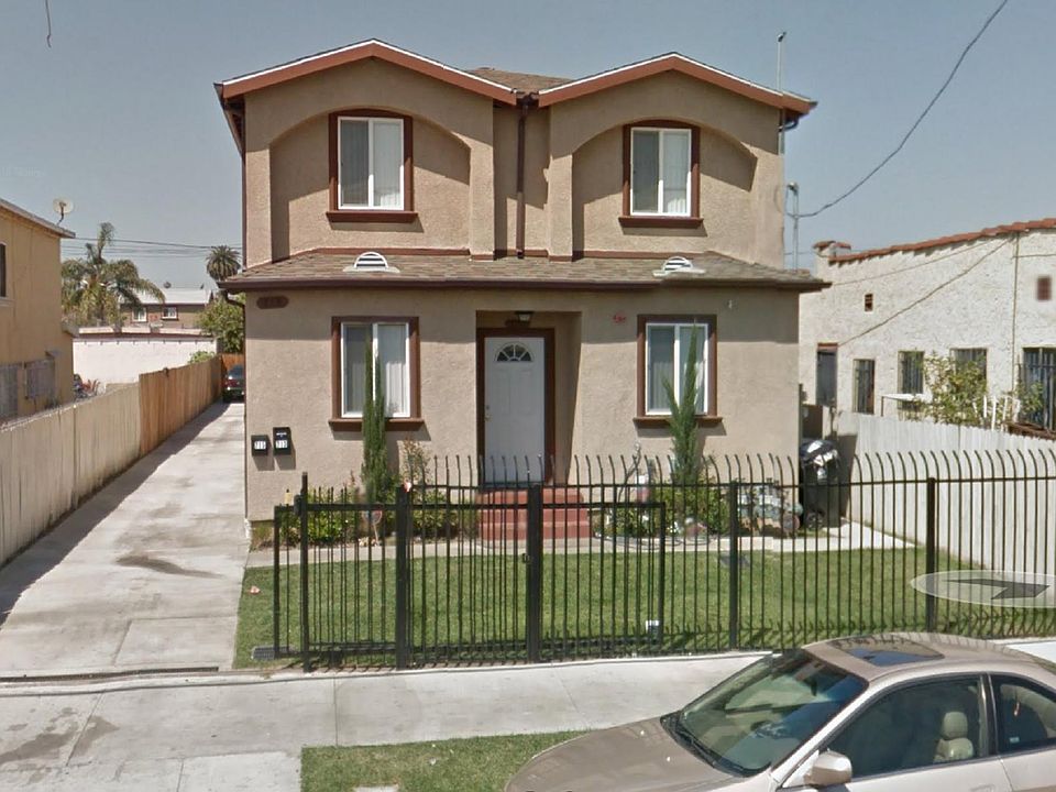 1st image of 713 W 54th St