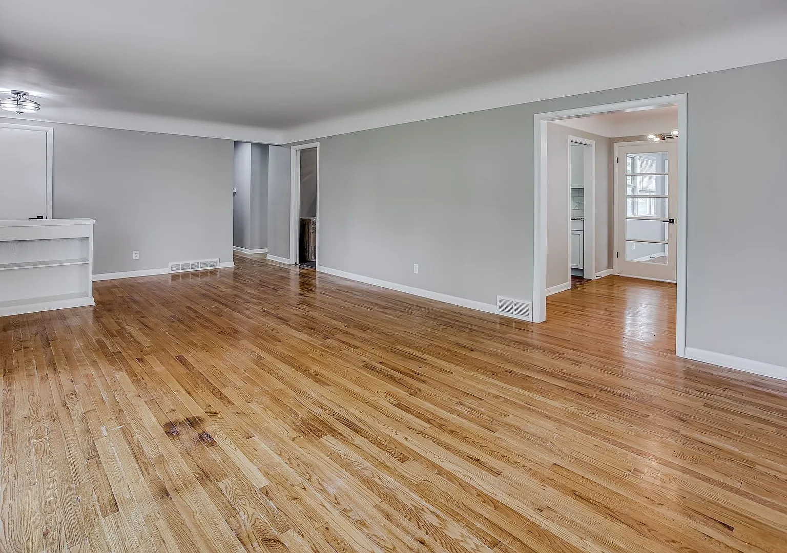 7071 Izard St. — Photo 4