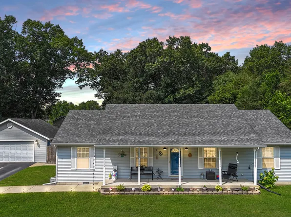 3120 Benedict St, New Chicago, IN 46342