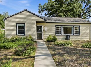 301 Sheldon Ave, Downers Grove, IL 60515