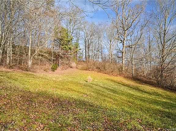 4th image of 99999 Sugar Maple Dr #1-2-3