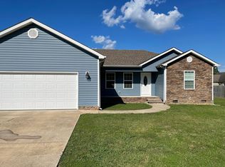 204 Williamsburg Cir, Tullahoma, TN 37388