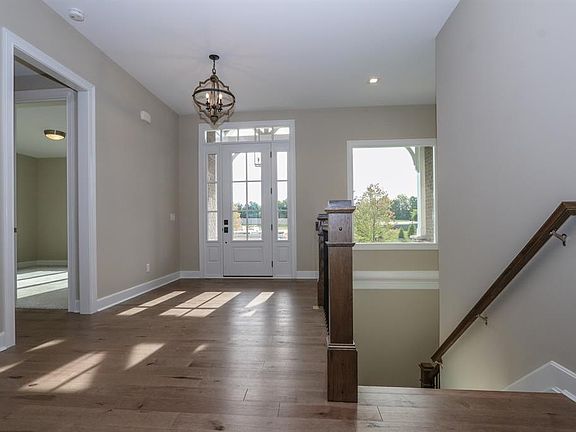 4th image of 9939 Kensington Ln