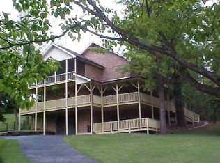 127 Markwood Cir, Jonesborough, TN 37659