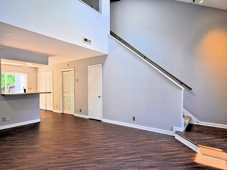 112 Azalea Ct — Photo 7