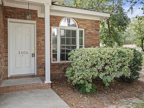 3rd image of 2404B W McCown Dr #B