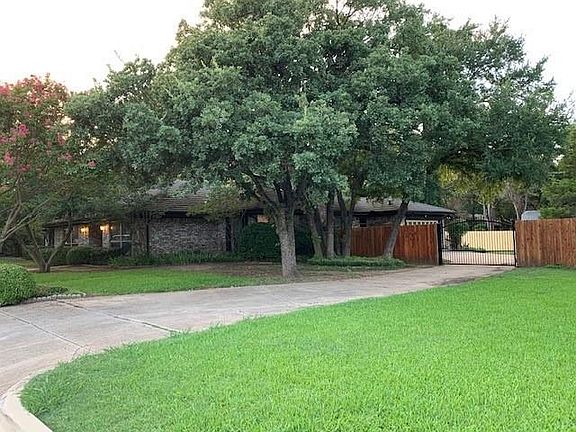 2nd image of 419 Washington Dr