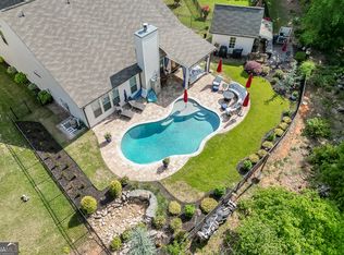 70 Frost Cv, Hoschton, GA 30548