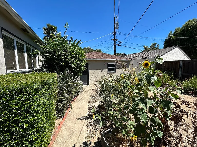 5214 M St — Photo 21