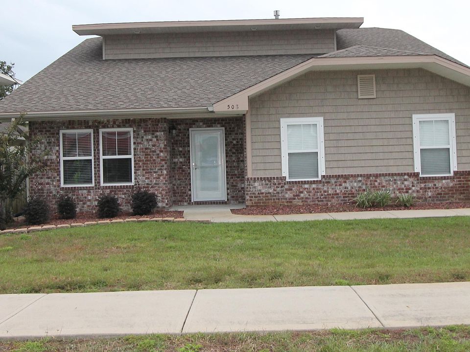 1st image of 508 Hooper Dr NW