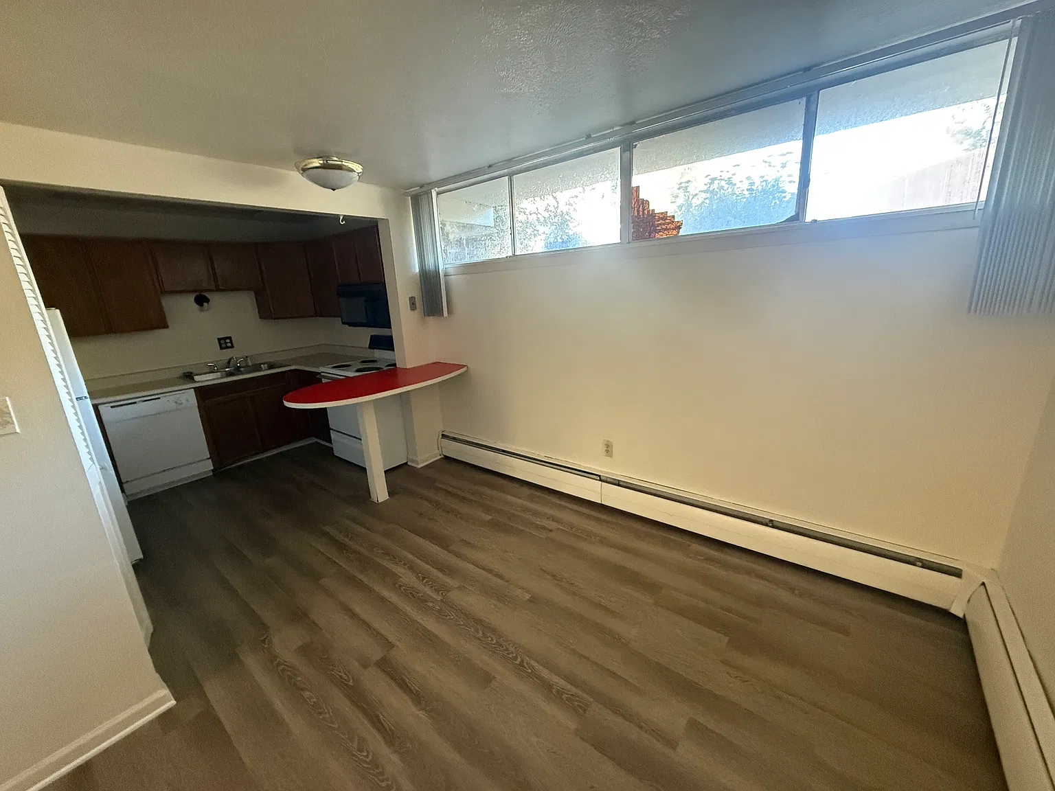 1 bed, 600 sqft, $950 — Photo 3
