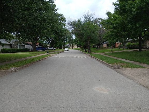 5th image of 8148 Clearsprings Rd