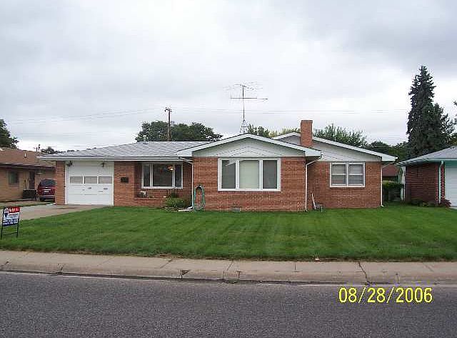 1st image of 1710 W A