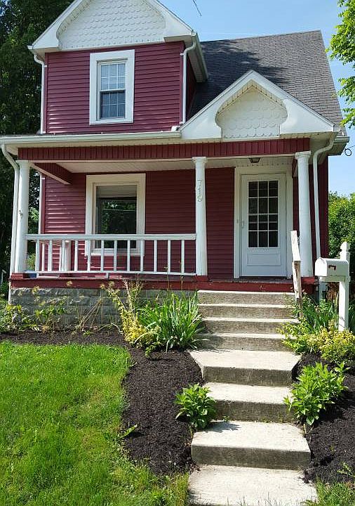 1st image of 719 W 4th St