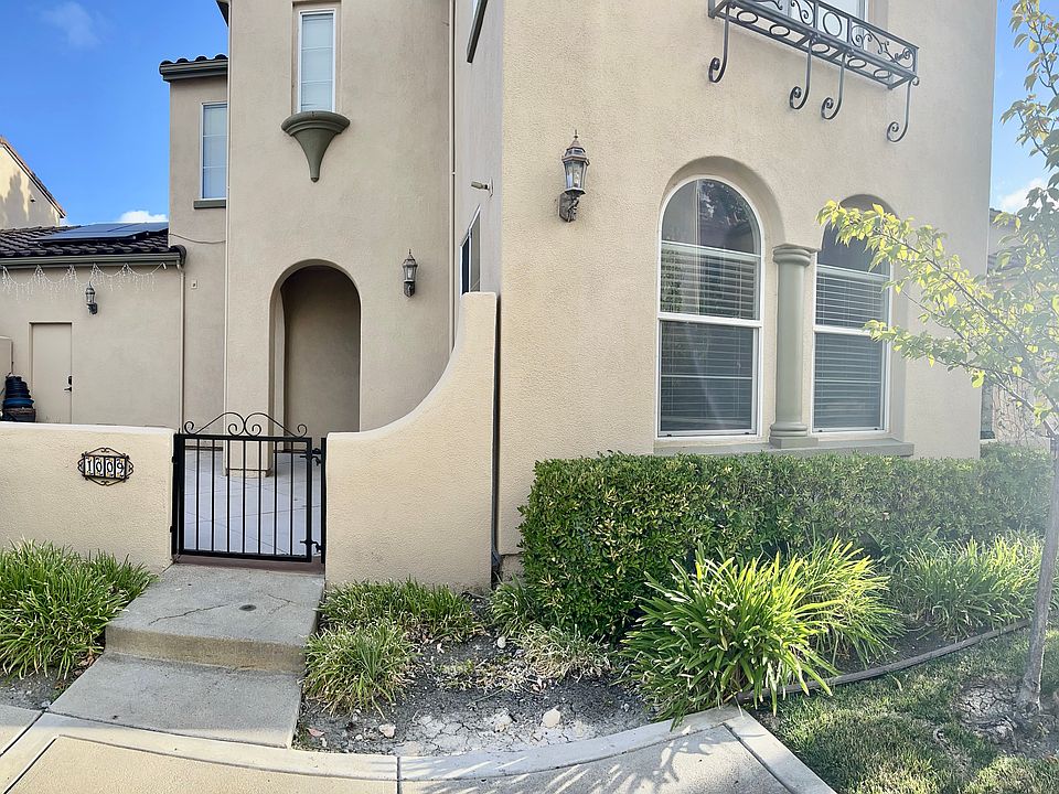 1st image of 1009 Cedarwood Loop