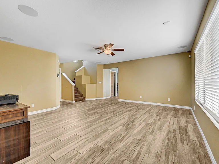 3949 Rhine Way — Photo 7
