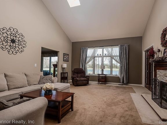 4th image of 7978 Frith Rd