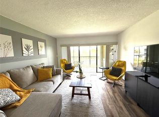 230 Lakeview Dr APT 307, Fort Lauderdale, FL 33326