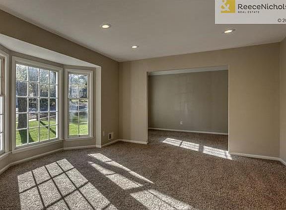 2nd image of 9810 W 99th Pl