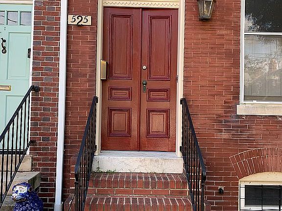 3rd image of 525 S Fairfax St