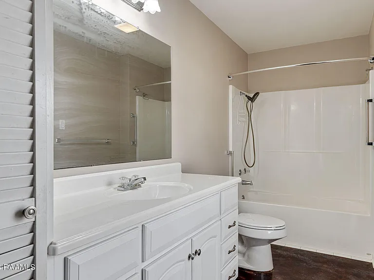 1026 Carmen Dr — Photo 20