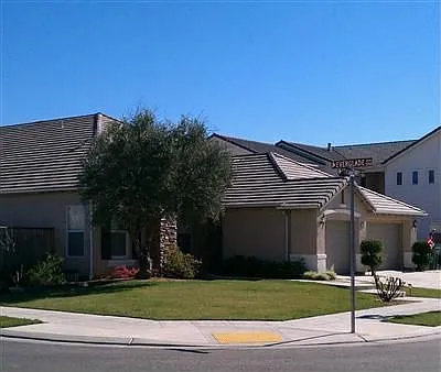 1871 N Twinberry Ave photo 1