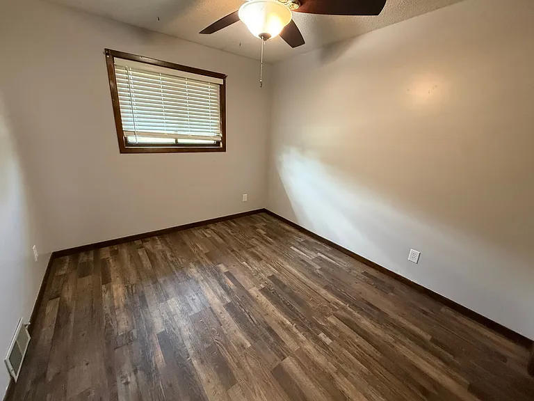 789 E Grove St #2 — Photo 5