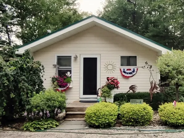 10 Drive B, Otis, MA 01253