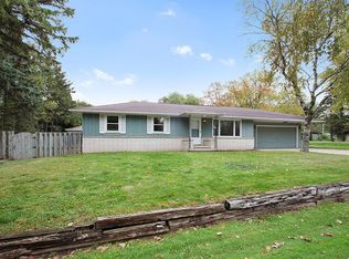 3536 N Summit St, Appleton, WI 54914