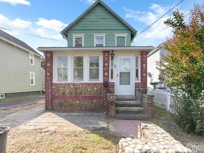 64 Leighton Ave, Red Bank, NJ, 07701