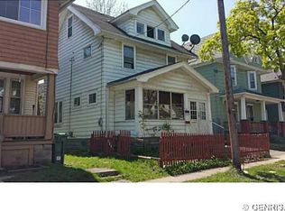 67 Roycroft Dr, Rochester, NY 14621