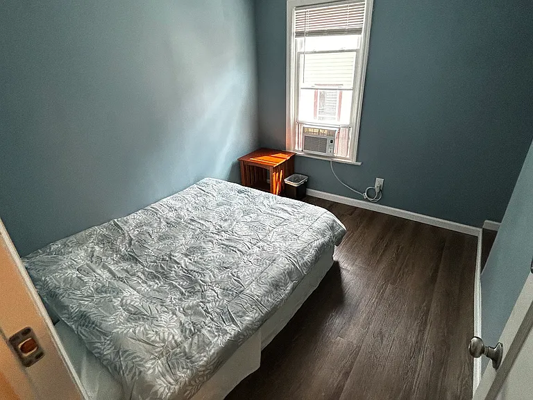31 Maple Ave — Photo 13