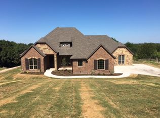 10231 Mustang Wells Dr, Fort Worth, TX 76126